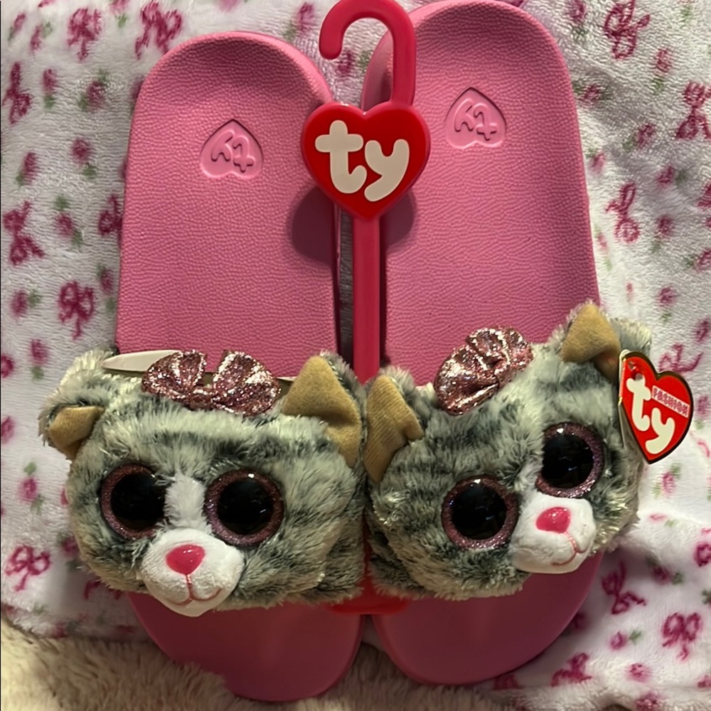 Ty Pink and Gray Cat Slippers Size 5-7 Large NWT Kiki Slippers